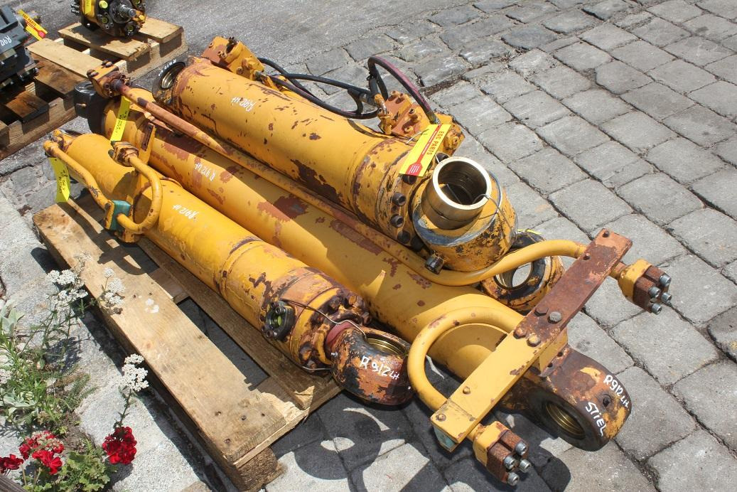 Liebherr R 912 LIT - Hidrolik silindir - İş makinaları: fotoğraf 1 Liebherr R 912 LIT - Hidrolik silindir - İş makinaları: fotoğraf 1