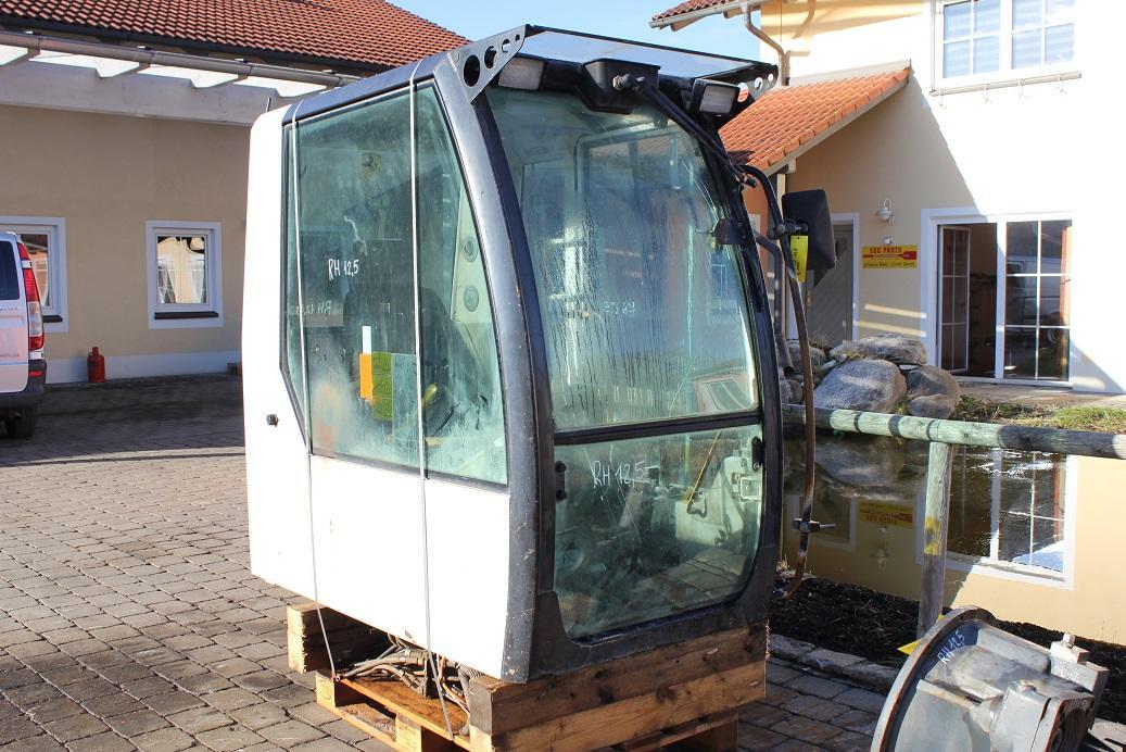 O&K RH 12,5 - Kabin - Paletli ekskavatör: fotoğraf 2 O&K RH 12,5 - Kabin - Paletli ekskavatör: fotoğraf 2