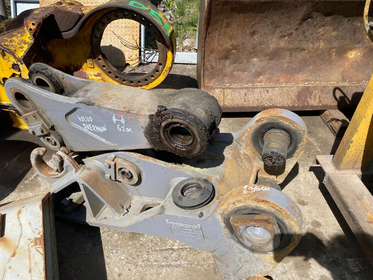 Paletli ekskavatör Volvo-Akermann EC 300: fotoğraf 13
