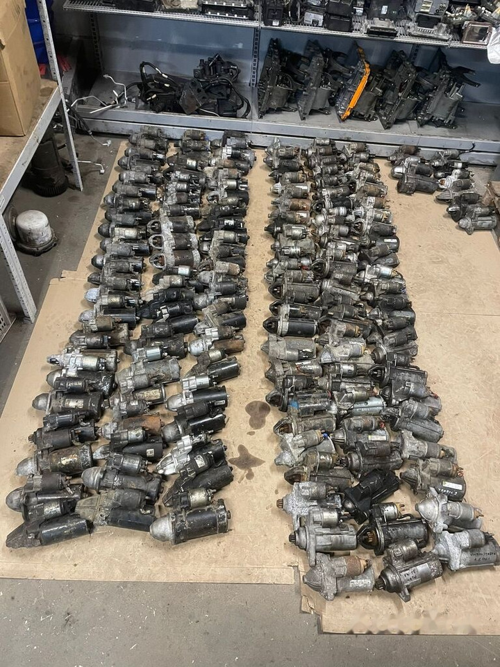 Bosch Iveco Daily 12V 0001109306 light - Starter - Kamyonet: fotoğraf 1 Bosch Iveco Daily 12V 0001109306 light - Starter - Kamyonet: fotoğraf 1