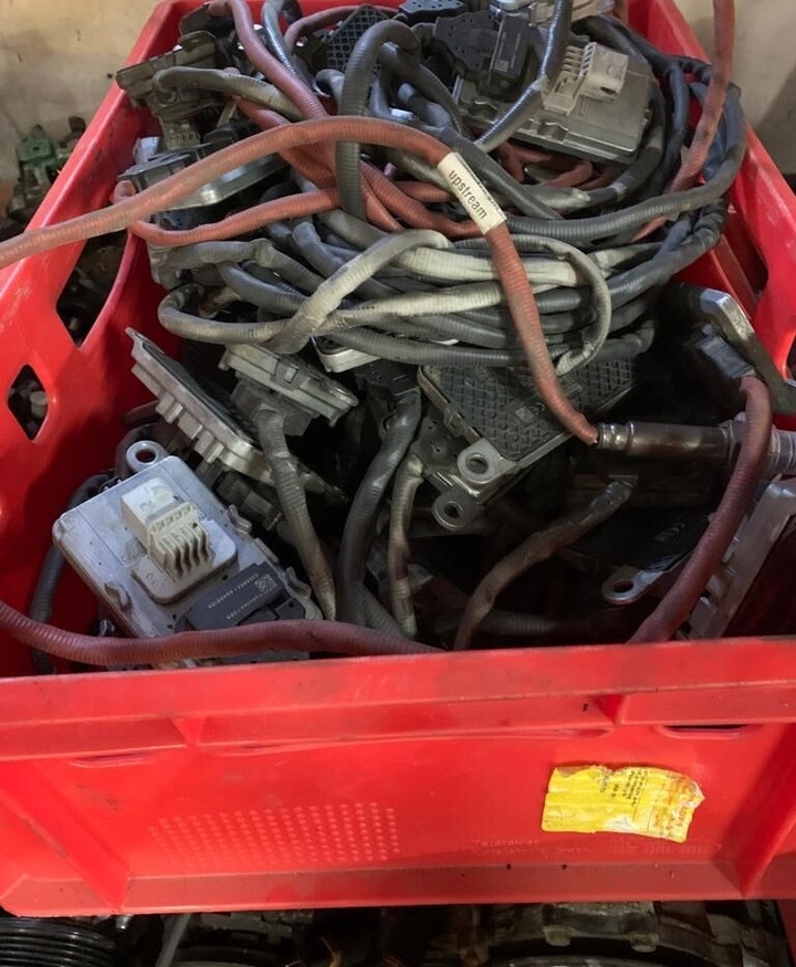 Cummins DAF euro 6 / euro 5 do regeneracji 5WK96751C DAF 4326862 Czujnik NOX, SONDA PRZED KATALIZATOREM Oryginał truck - Egzoz sistemi - Kamyon: fotoğraf 5 Cummins DAF euro 6 / euro 5 do regeneracji 5WK96751C DAF 4326862 Czujnik NOX, SONDA PRZED KATALIZATOREM Oryginał truck - Egzoz sistemi - Kamyon: fotoğraf 5