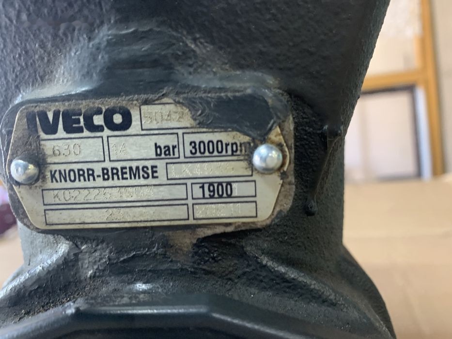 Knorr-Bremse podwójny używany do naprawy LK4936 IVECO Stralis Euro 5, LK4936 450KM, 2012r- truck - Kompresör - Kamyon: fotoğraf 3 Knorr-Bremse podwójny używany do naprawy LK4936 IVECO Stralis Euro 5, LK4936 450KM, 2012r- truck - Kompresör - Kamyon: fotoğraf 3