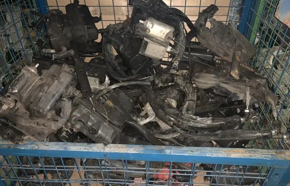 Mercedes-Benz Mercedes Actros MP3 Euro 5 A0001400478 Mercedes-Benz Mercedes Actros MP3 Euro 5 truck - Egzoz sistemi - Kamyon: fotoğraf 5 Mercedes-Benz Mercedes Actros MP3 Euro 5 A0001400478 Mercedes-Benz Mercedes Actros MP3 Euro 5 truck - Egzoz sistemi - Kamyon: fotoğraf 5