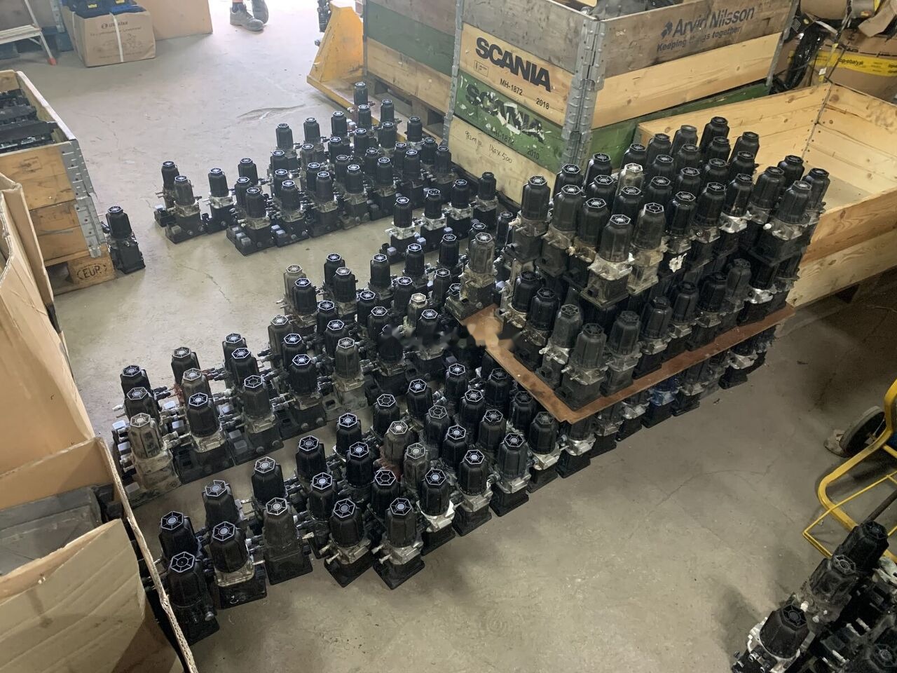 Mercedes-Benz oryginał hurt regeneracja A0001407678 Mercedes-Benz Actros Atego MP4 Euro 6 - Egzoz sistemi - Kamyon: fotoğraf 2 Mercedes-Benz oryginał hurt regeneracja A0001407678 Mercedes-Benz Actros Atego MP4 Euro 6 - Egzoz sistemi - Kamyon: fotoğraf 2