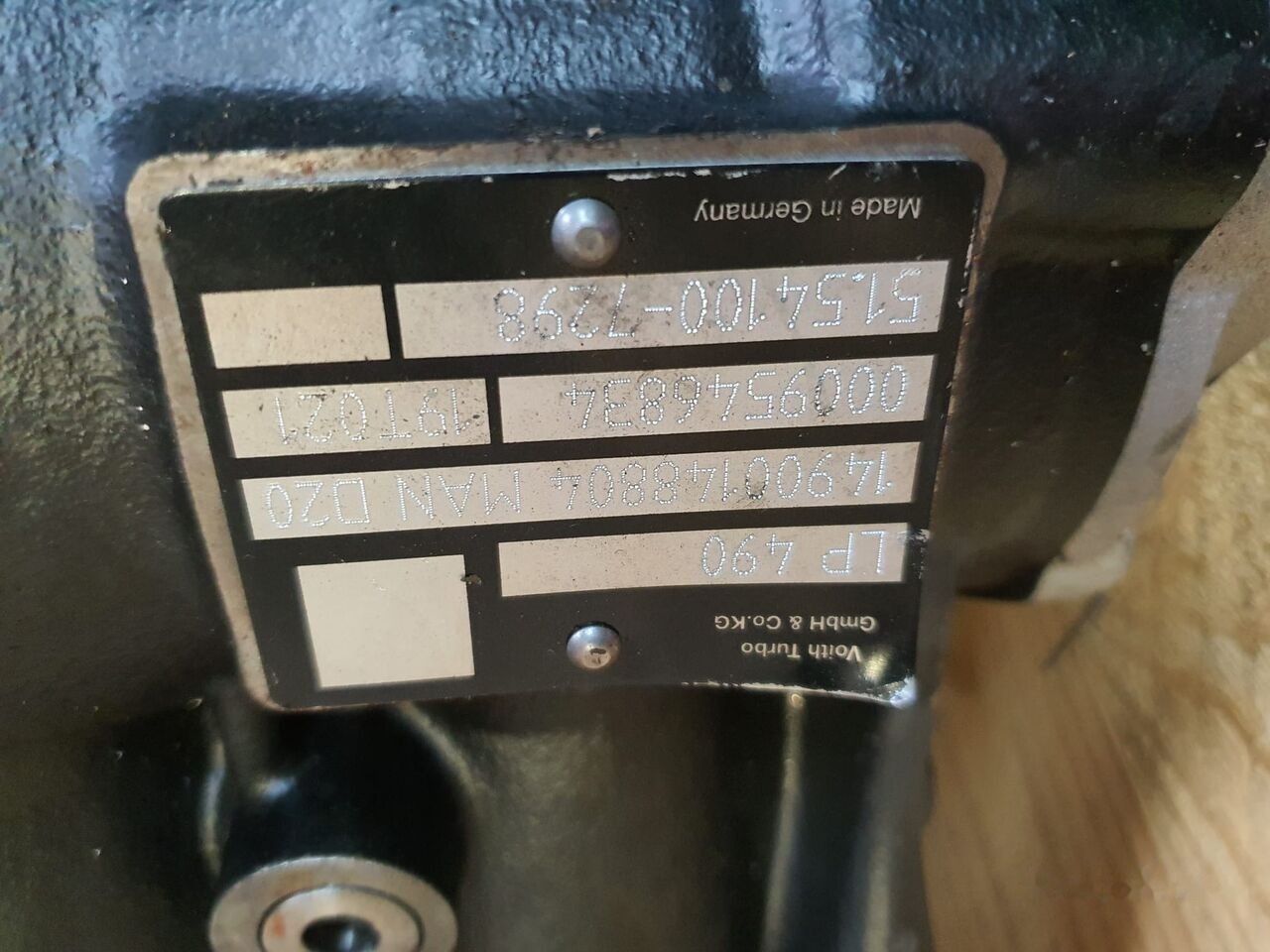 Voith 51.54100-7298 MAN Trucks truck - Kompresör - Kamyon: fotoğraf 3 Voith 51.54100-7298 MAN Trucks truck - Kompresör - Kamyon: fotoğraf 3