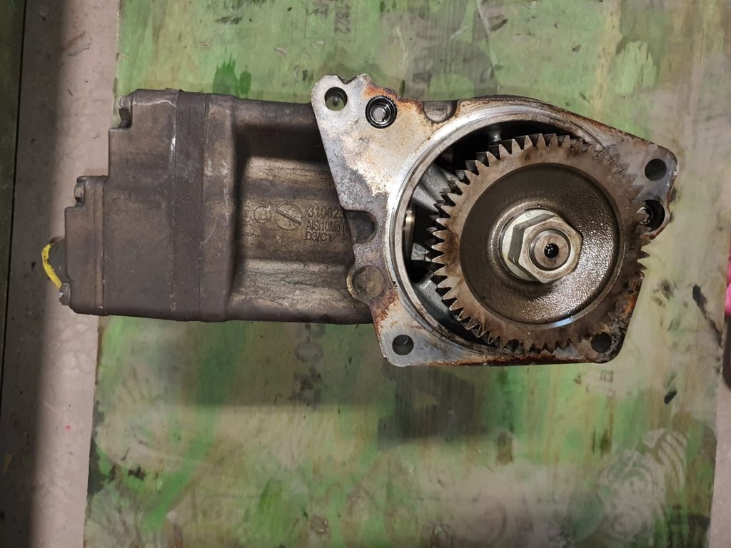 Voith LP490 A0021304215 Mercedes-Benz Actros MP4 - Kompresör - Kamyon: fotoğraf 3 Voith LP490 A0021304215 Mercedes-Benz Actros MP4 - Kompresör - Kamyon: fotoğraf 3