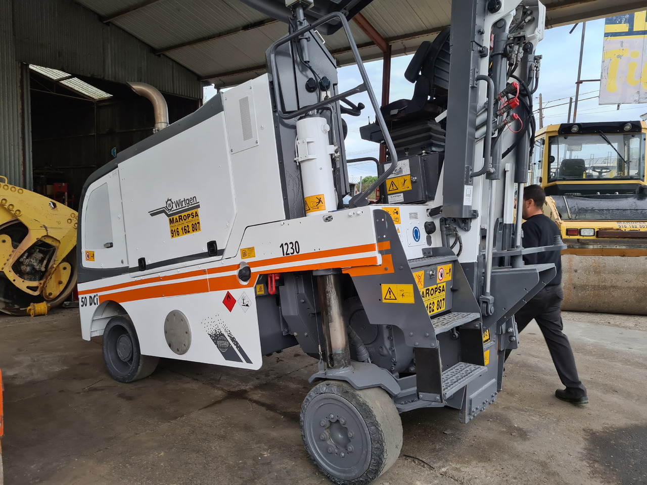 Fresadora de asfalto Wirtgen W 50DCi - Asfalt freze: fotoğraf 1 Fresadora de asfalto Wirtgen W 50DCi - Asfalt freze: fotoğraf 1