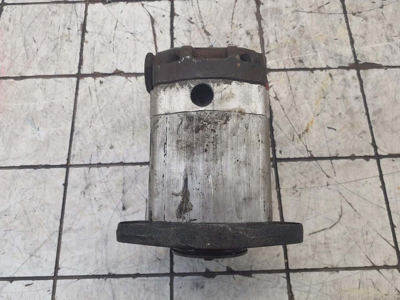 Bosch LTM 1090 emergency steering pump - Hidrolik güçlendirici pompası - Mobil vinç: fotoğraf 5 Bosch LTM 1090 emergency steering pump - Hidrolik güçlendirici pompası - Mobil vinç: fotoğraf 5