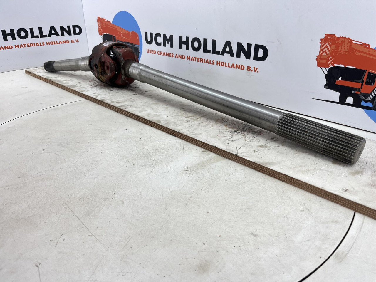 FAUN RTF 50 drive shaft axle 4 - Aks mili - İş makinaları: fotoğraf 2 FAUN RTF 50 drive shaft axle 4 - Aks mili - İş makinaları: fotoğraf 2