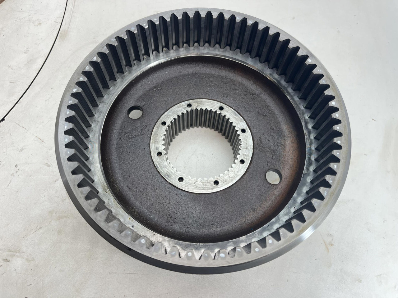 Yürüyüş motoru - Mobil vinç Grove GMK 3050 planetary gear 12-23-60-34-3pl-H135-46: fotoğraf 6 Yürüyüş motoru - Mobil vinç Grove GMK 3050 planetary gear 12-23-60-34-3pl-H135-46: fotoğraf 6