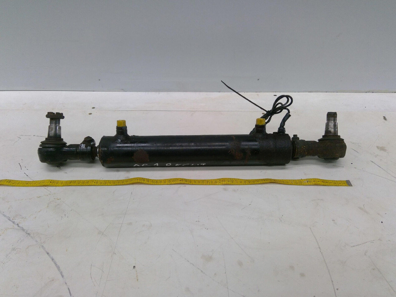 Grove Grove GMK 3055 steering cylinder axle 1 right - Hidrolik silindir - Mobil vinç: fotoğraf 1 Grove Grove GMK 3055 steering cylinder axle 1 right - Hidrolik silindir - Mobil vinç: fotoğraf 1