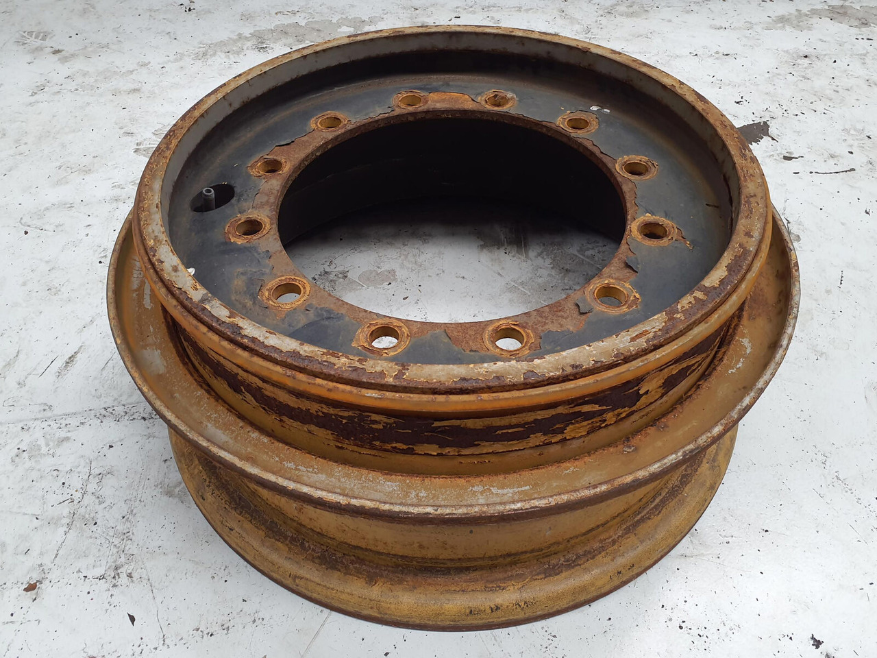 Grove Rim 385/95R25 12 5.5 3p - Jant - Vinç: fotoğraf 1 Grove Rim 385/95R25 12 5.5 3p - Jant - Vinç: fotoğraf 1