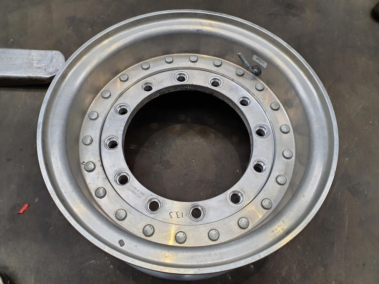 Grove Rim 445/95R25 12 13.3 2p Alu - Jant - Vinç: fotoğraf 2 Grove Rim 445/95R25 12 13.3 2p Alu - Jant - Vinç: fotoğraf 2