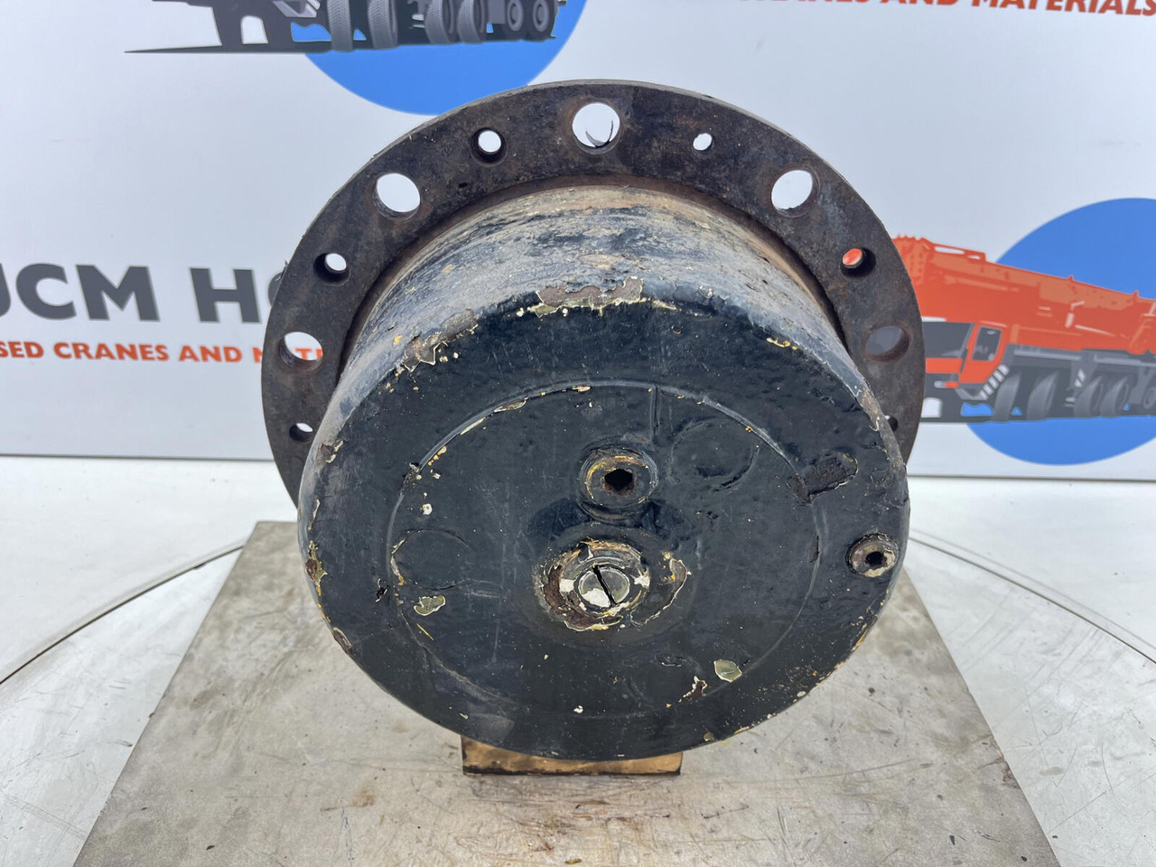Krupp 70 GMT planetary gear 21-21-63-40-3pl-H135-46 - Yürüyüş motoru - Mobil vinç: fotoğraf 1 Krupp 70 GMT planetary gear 21-21-63-40-3pl-H135-46 - Yürüyüş motoru - Mobil vinç: fotoğraf 1