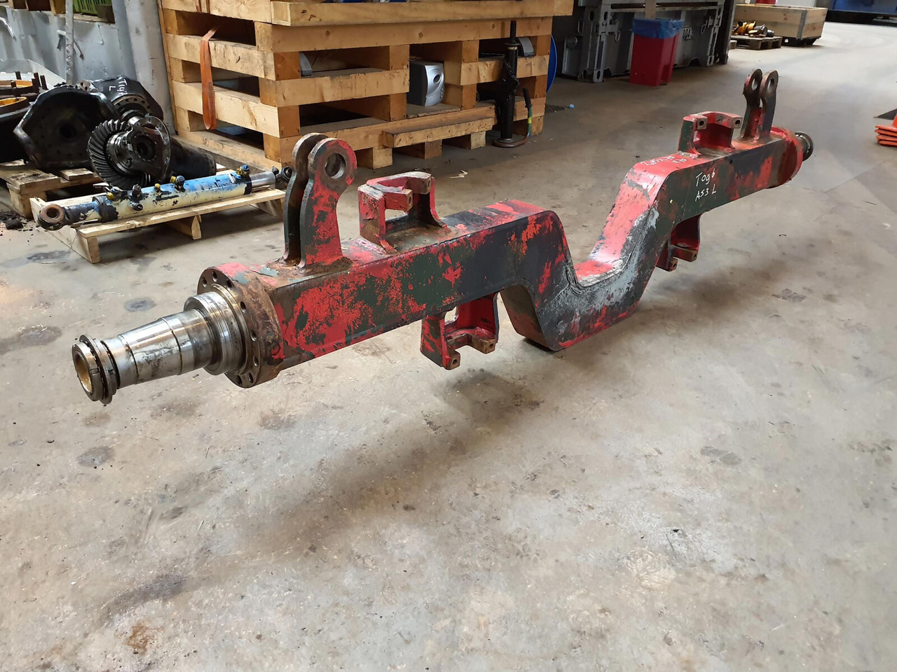 Krupp KMK 5100 axle 3 housing - Aks ve yedek parça - Mobil vinç: fotoğraf 2 Krupp KMK 5100 axle 3 housing - Aks ve yedek parça - Mobil vinç: fotoğraf 2