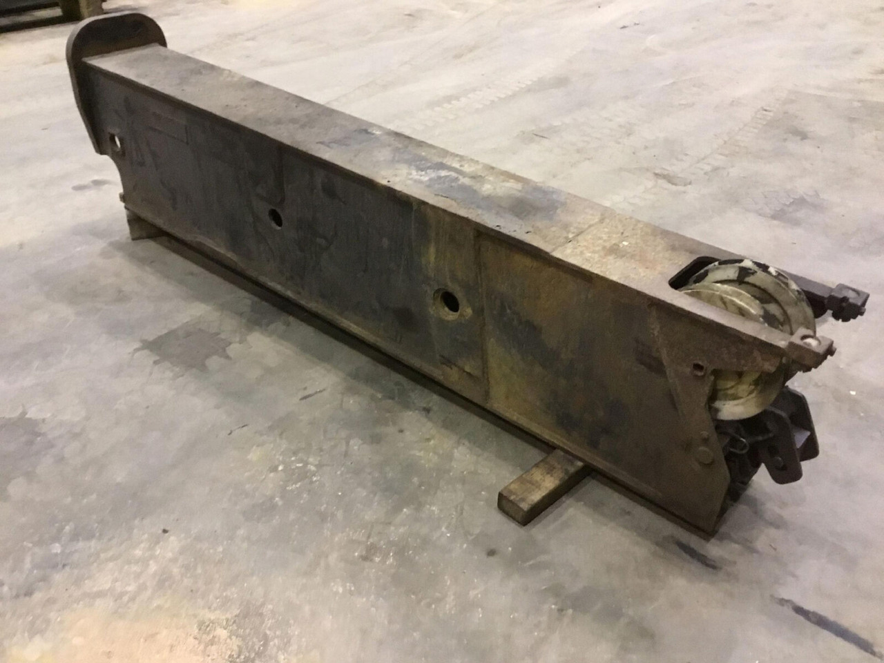 Liebherr LTM 1050-4 outrigger beam - Süspansiyon - Vinç: fotoğraf 3 Liebherr LTM 1050-4 outrigger beam - Süspansiyon - Vinç: fotoğraf 3
