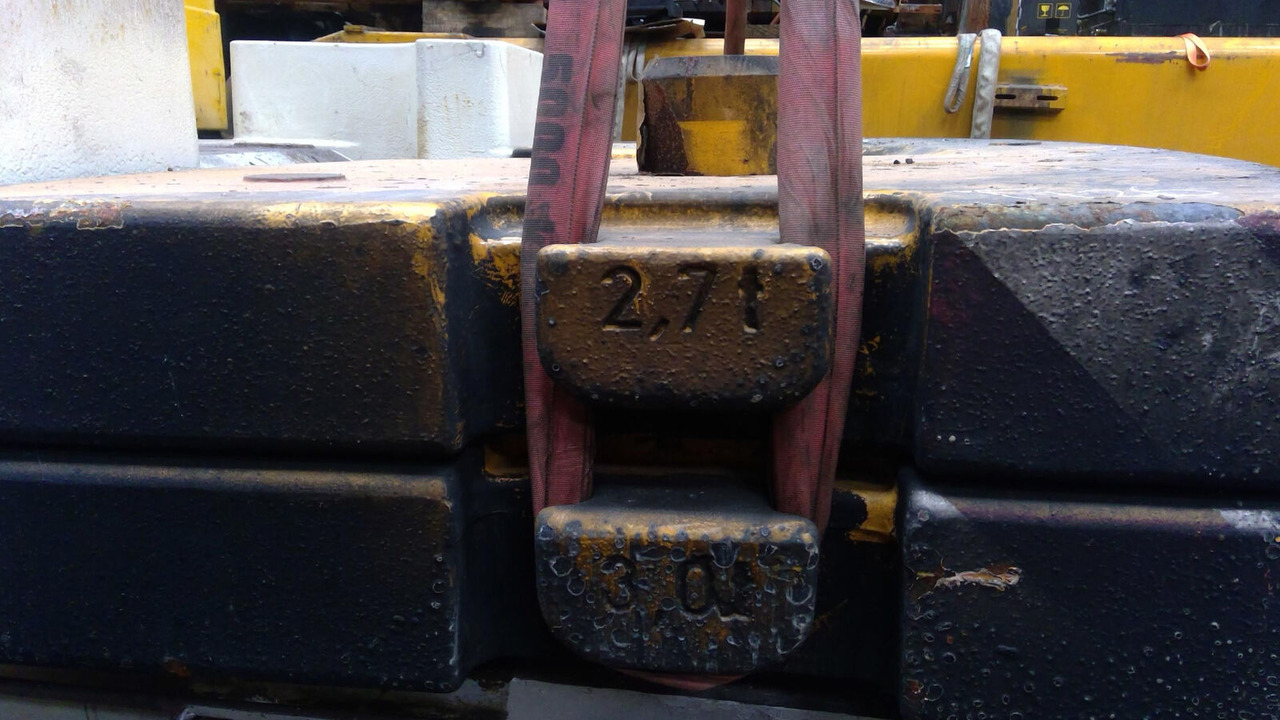 Liebherr LTM 1060-2 counterweight 2,7 ton - Denge ağırlık - Mobil vinç: fotoğraf 5 Liebherr LTM 1060-2 counterweight 2,7 ton - Denge ağırlık - Mobil vinç: fotoğraf 5