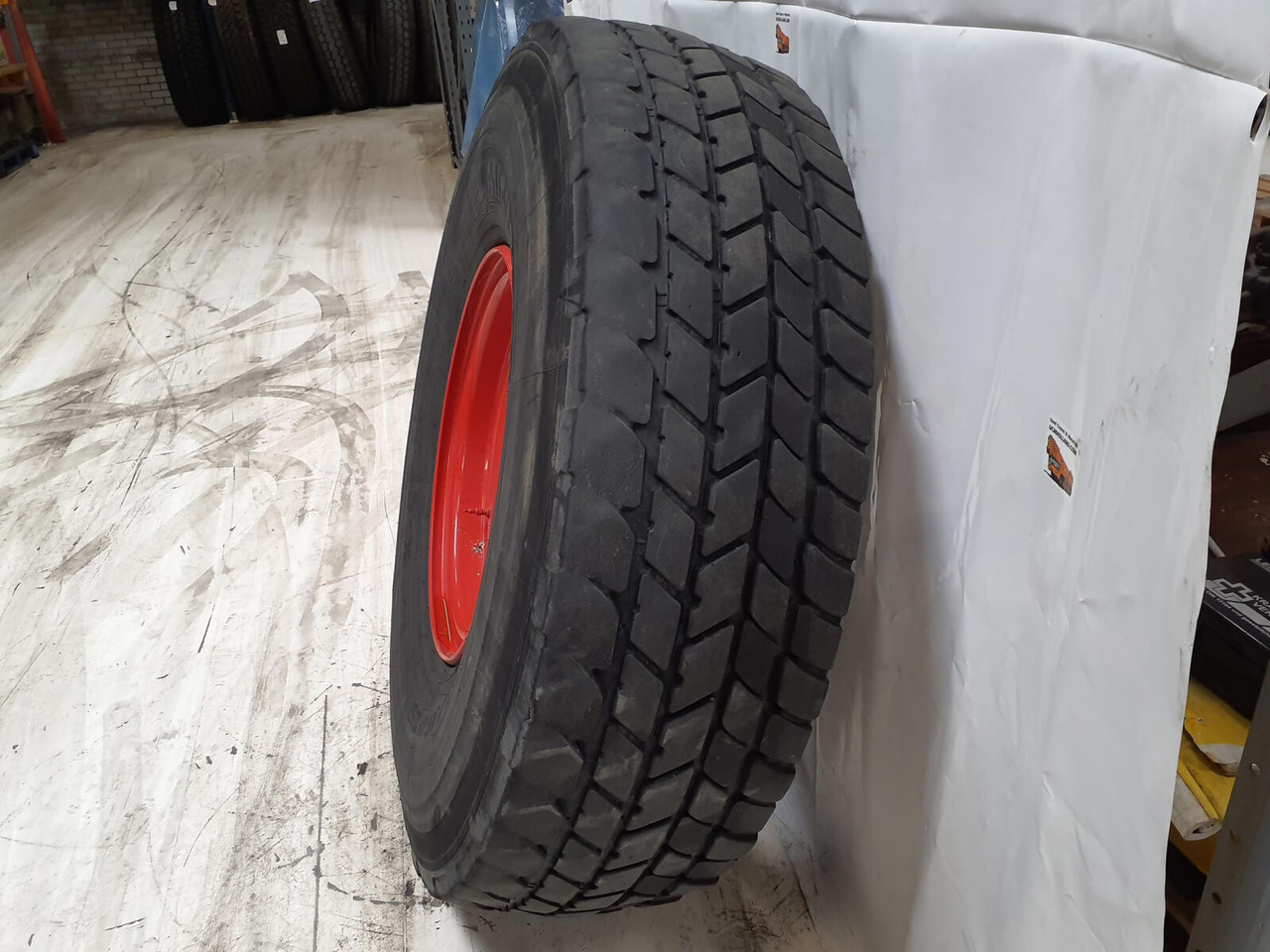 Michelin Wheel 445/95R25 10 12 1p - Komple tekerlek - Vinç: fotoğraf 4 Michelin Wheel 445/95R25 10 12 1p - Komple tekerlek - Vinç: fotoğraf 4