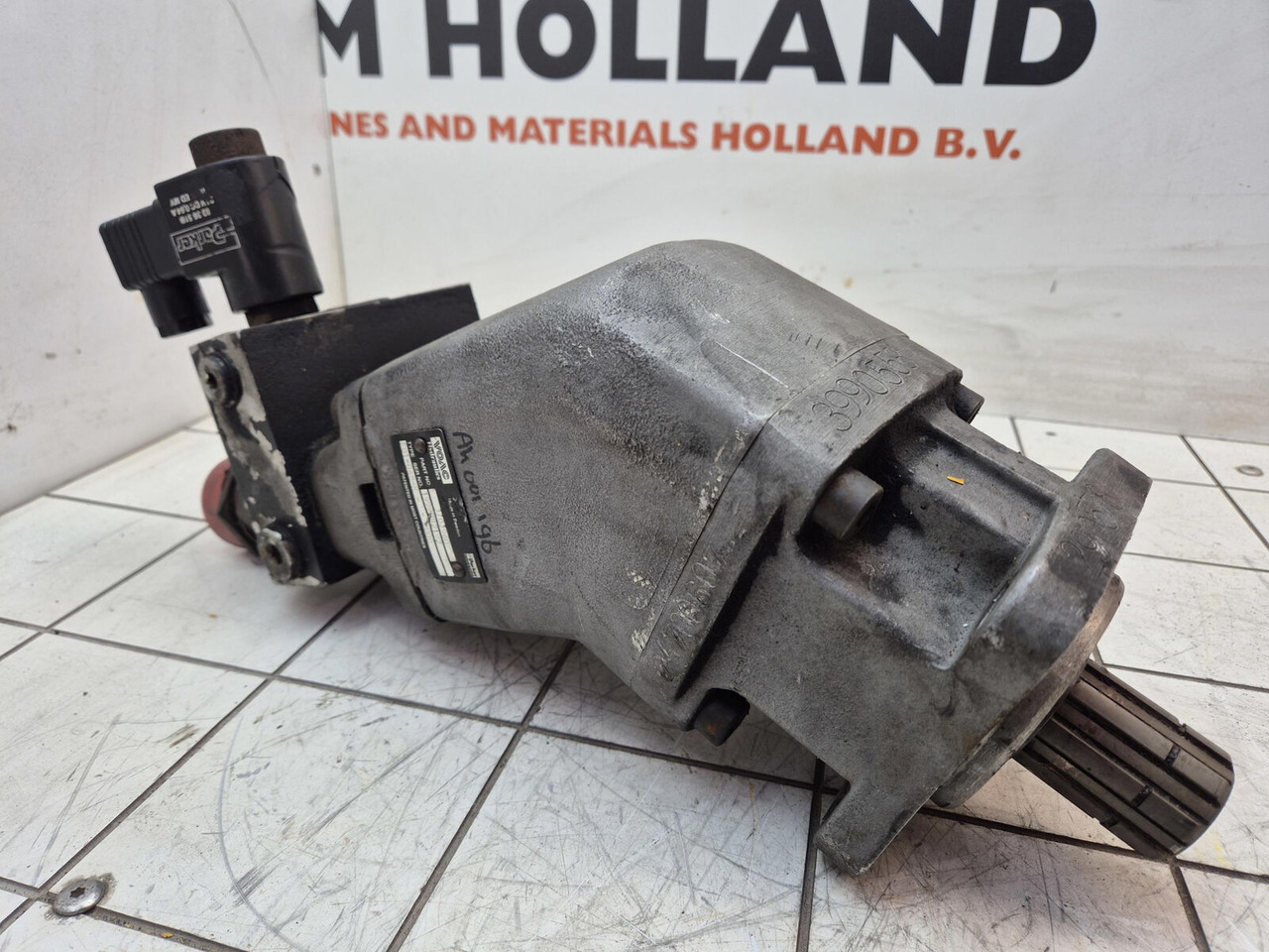 Parker F1-060R hydro pump with bypass - Hidrolik pompa - Mobil vinç: fotoğraf 2 Parker F1-060R hydro pump with bypass - Hidrolik pompa - Mobil vinç: fotoğraf 2
