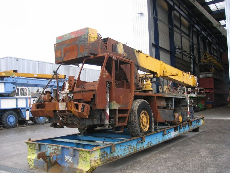 Terex 280 ATT for parts - Mobil vinç: fotoğraf 1 Terex 280 ATT for parts - Mobil vinç: fotoğraf 1