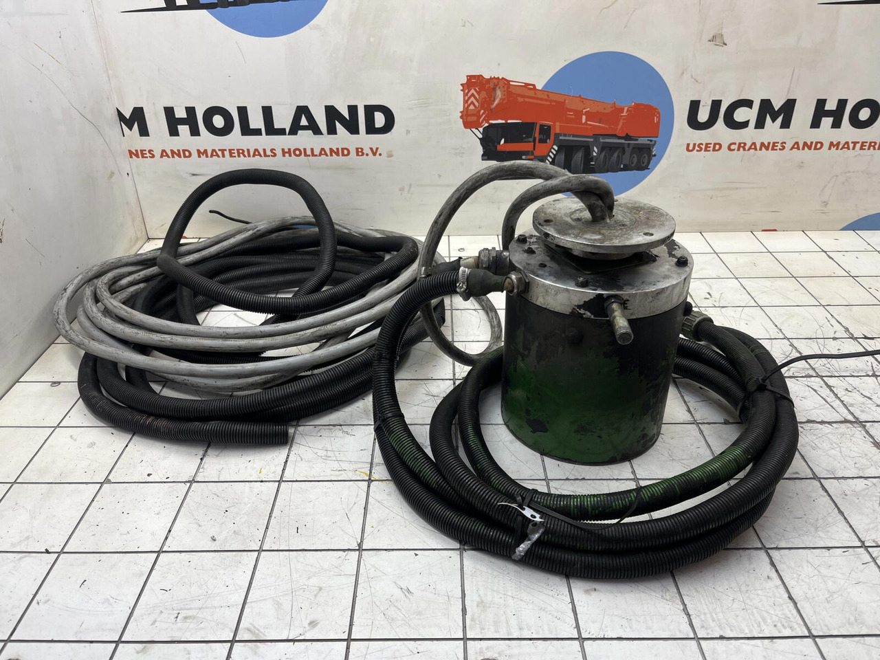 Terex AC 155 slip ring assy - Elektrik sistemi - Mobil vinç: fotoğraf 3 Terex AC 155 slip ring assy - Elektrik sistemi - Mobil vinç: fotoğraf 3