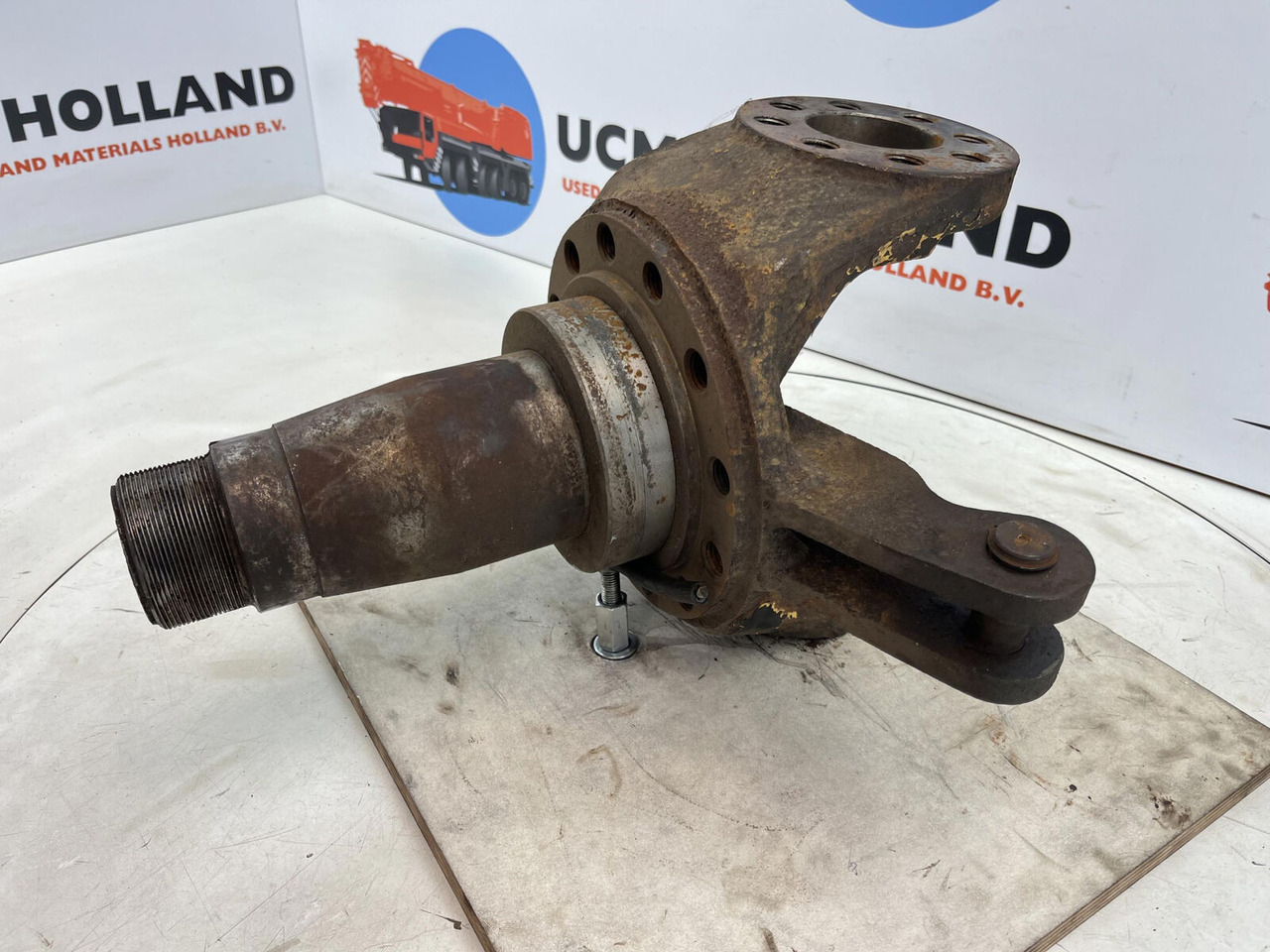 Terex HC 340 Steering knuckle 12 holes axle 1 - Akson - Mobil vinç: fotoğraf 1 Terex HC 340 Steering knuckle 12 holes axle 1 - Akson - Mobil vinç: fotoğraf 1