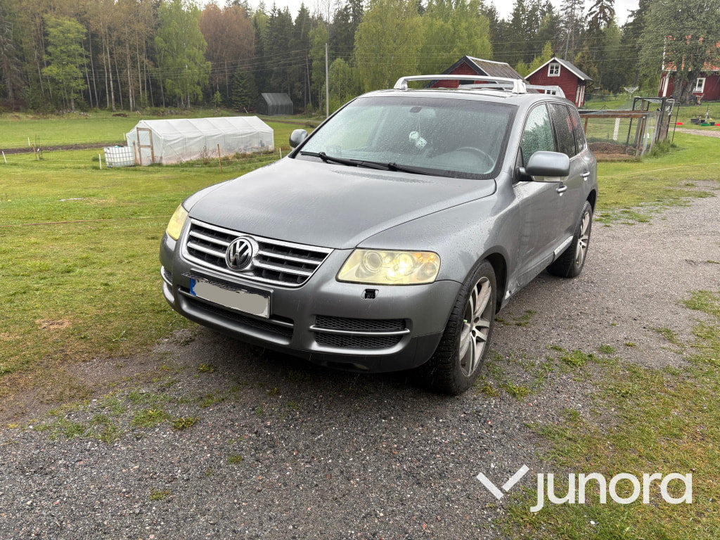 EPA / A-Traktor Volkswagen Touareg V8 - Binek araba: fotoğraf 1 EPA / A-Traktor Volkswagen Touareg V8 - Binek araba: fotoğraf 1