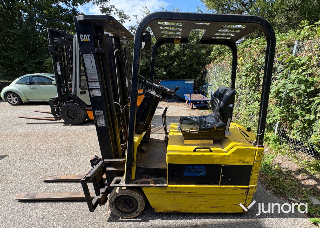 El truck Caterpillar - Elektrikli forklift: fotoğraf 2 El truck Caterpillar - Elektrikli forklift: fotoğraf 2