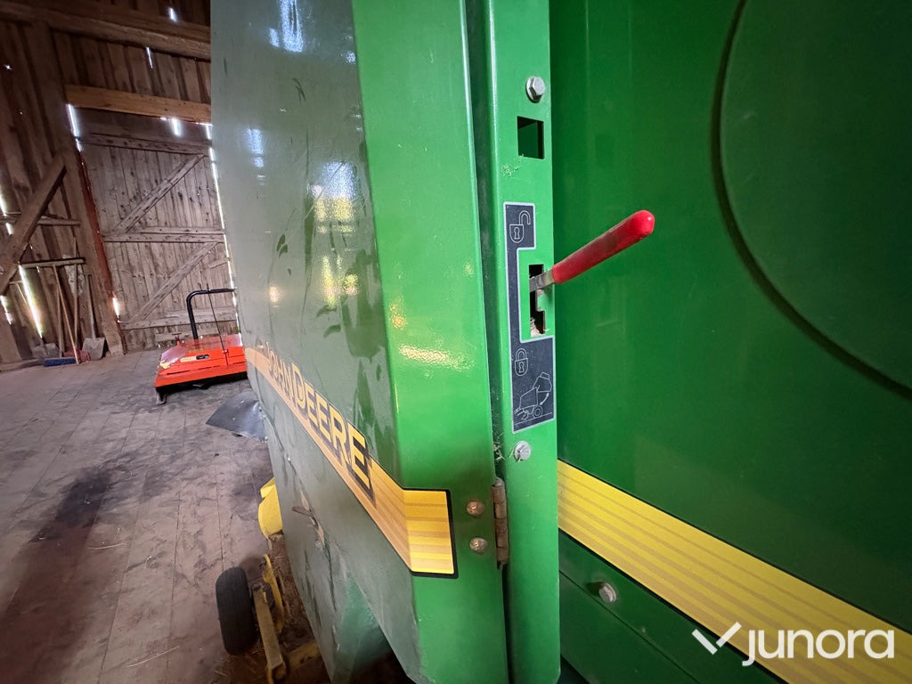 Fixkammarpress John Deere 578 - Silindirik balya makinesi: fotoğraf 4 Fixkammarpress John Deere 578 - Silindirik balya makinesi: fotoğraf 4