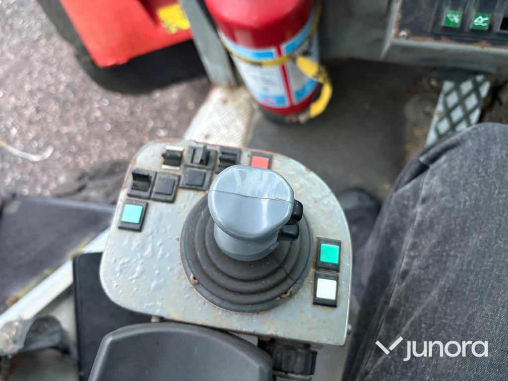 Iş makinesi Grävlastare - Huddig, 860: fotoğraf 19