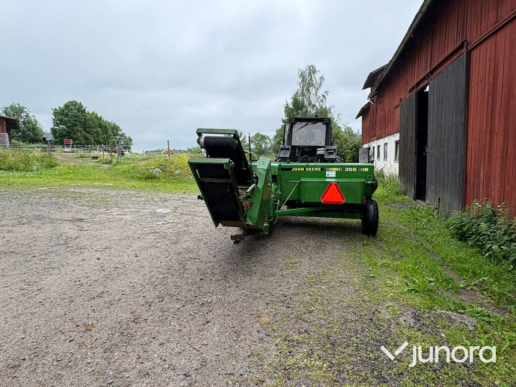Hårdpress småbalar John Deere 359 - Kare balya makinesi: fotoğraf 4 Hårdpress småbalar John Deere 359 - Kare balya makinesi: fotoğraf 4
