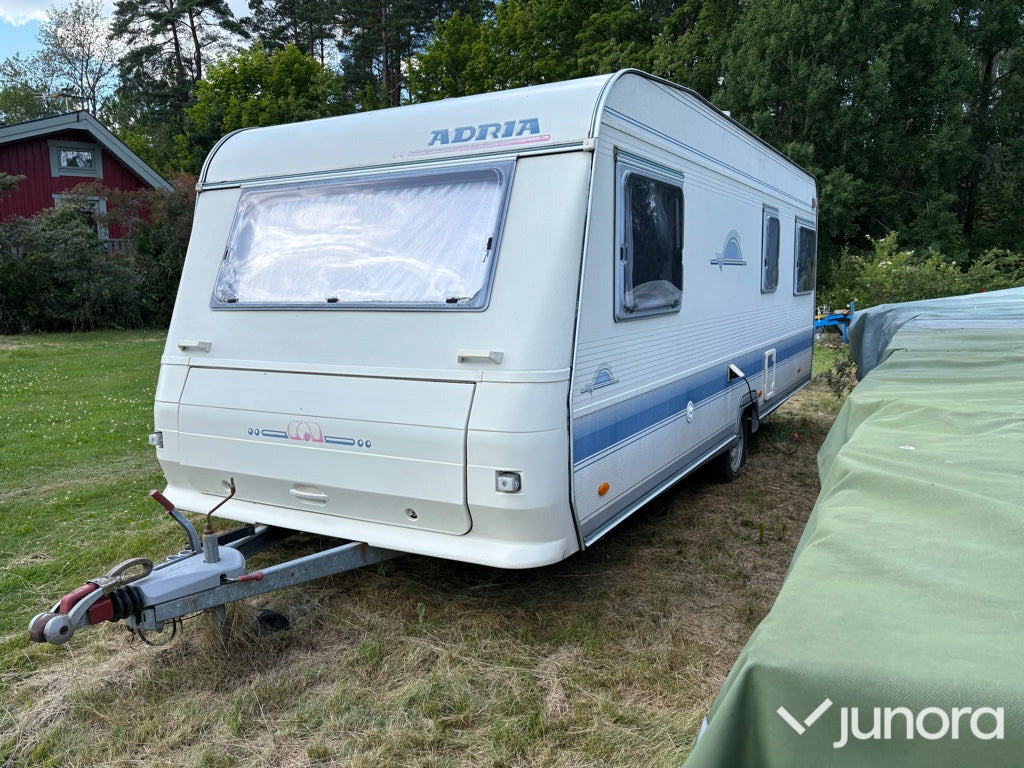 Husvagn - Adria - Çekme karavan: fotoğraf 3 Husvagn - Adria - Çekme karavan: fotoğraf 3
