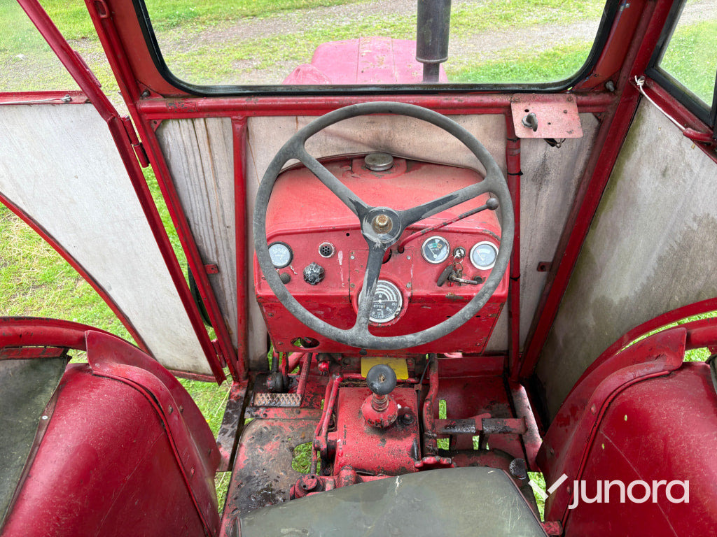 International Harvester B-275 - Traktör: fotoğraf 5 International Harvester B-275 - Traktör: fotoğraf 5