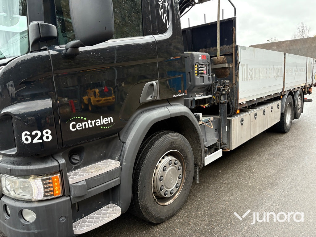 Kranbil - Scania P410 med Hiab 138 - Sal/ Açık kasa kamyon, Vinçli kamyon: fotoğraf 3 Kranbil - Scania P410 med Hiab 138 - Sal/ Açık kasa kamyon, Vinçli kamyon: fotoğraf 3