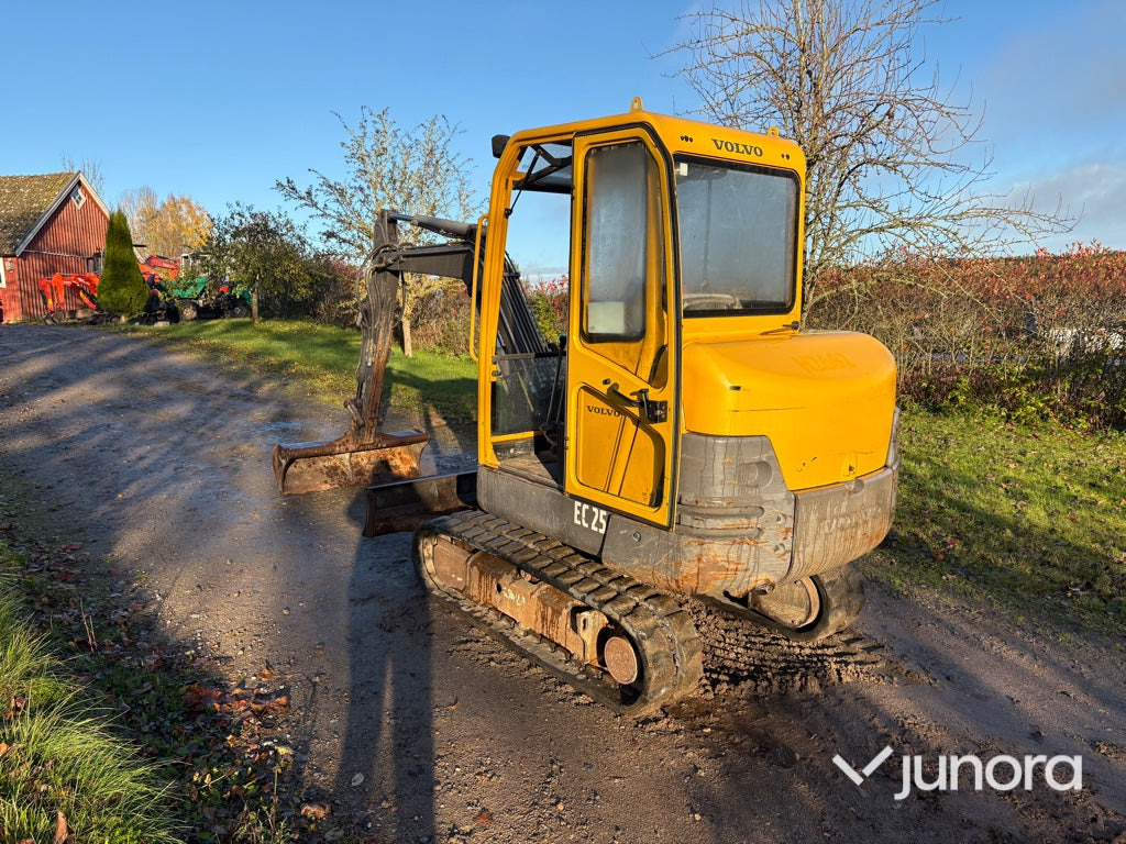 Minigrävare - Volvo, EC25 - Mini ekskavatör: fotoğraf 3 Minigrävare - Volvo, EC25 - Mini ekskavatör: fotoğraf 3
