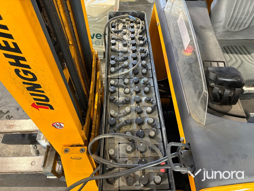 Skjutstativtruck - Jungheinrich - Reach truck: fotoğraf 5 Skjutstativtruck - Jungheinrich - Reach truck: fotoğraf 5
