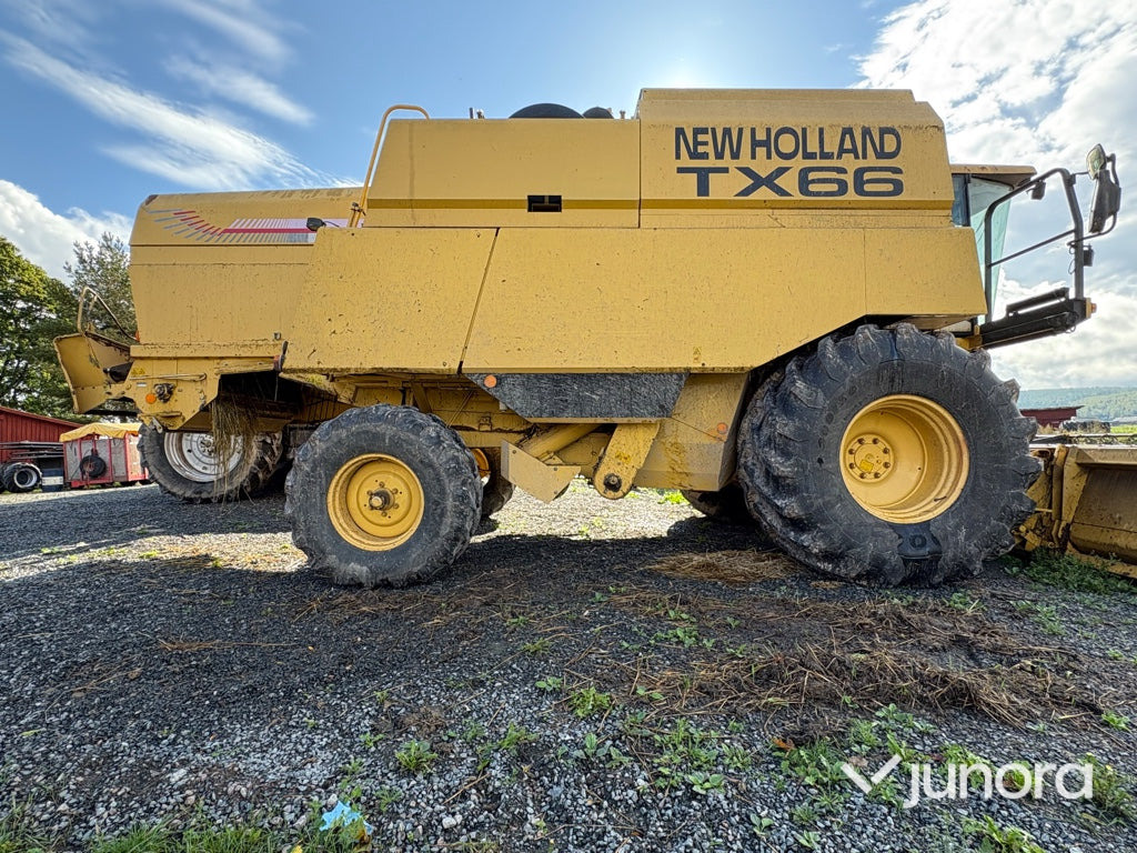 Skördetröska New Holland TX66 Plus - Biçerdöver: fotoğraf 3 Skördetröska New Holland TX66 Plus - Biçerdöver: fotoğraf 3