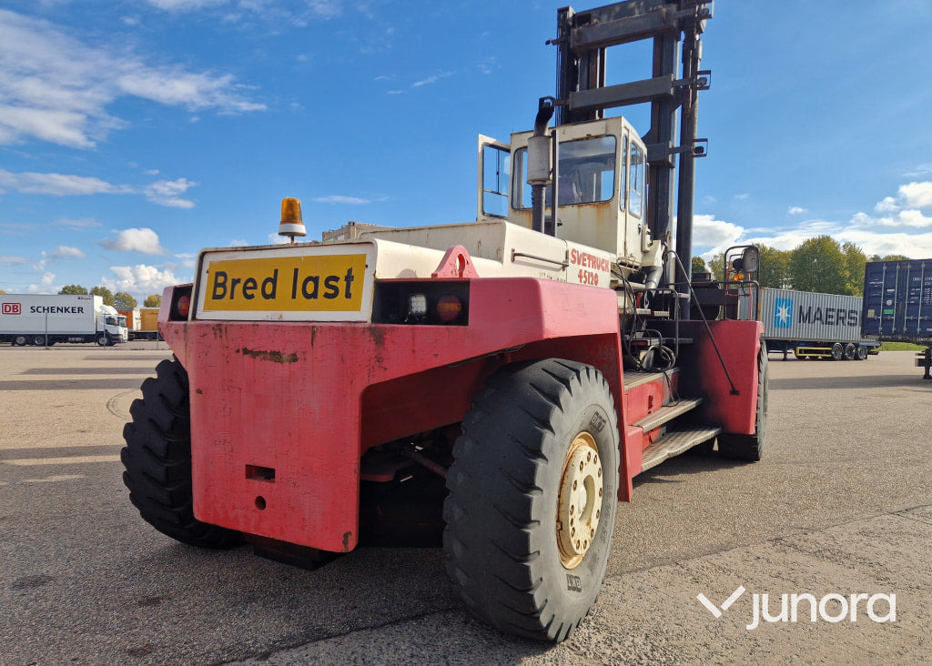 Svetruck 45120 Container Truck - Konteyner forklift: fotoğraf 4 Svetruck 45120 Container Truck - Konteyner forklift: fotoğraf 4
