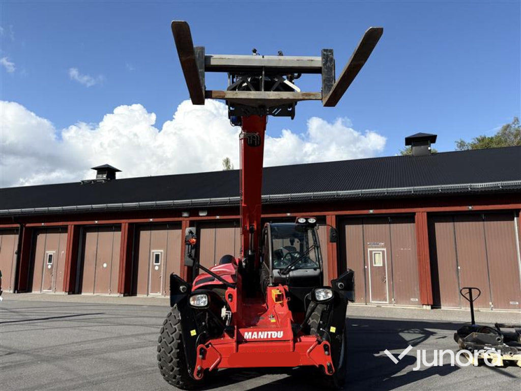Teleskoplastare MANITOU MT 1840 HA ST4 - flera tillbehör & redskap - Teleskopik yükleyici: fotoğraf 2 Teleskoplastare MANITOU MT 1840 HA ST4 - flera tillbehör & redskap - Teleskopik yükleyici: fotoğraf 2