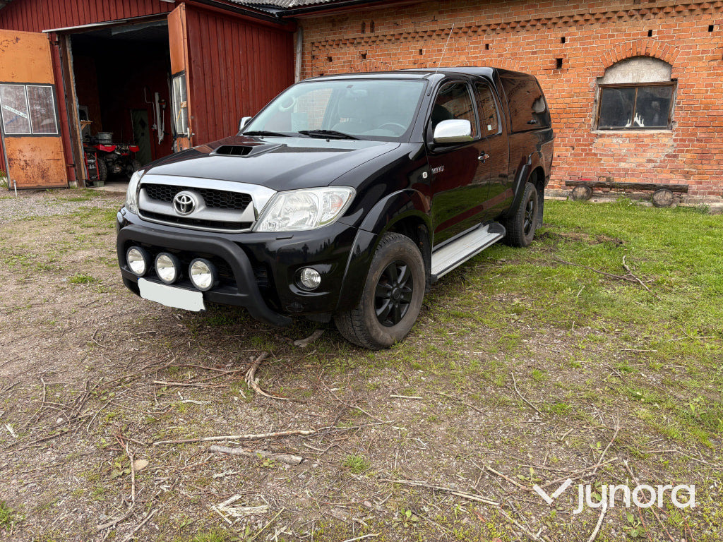 Toyota Hilux X-Cab 4wd - Pikap: fotoğraf 4 Toyota Hilux X-Cab 4wd - Pikap: fotoğraf 4