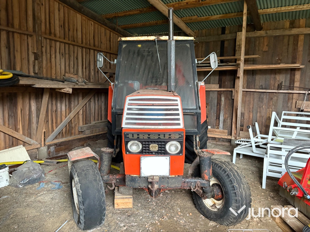 Traktor - Ursus 385 DE LUXE - Traktör: fotoğraf 3 Traktor - Ursus 385 DE LUXE - Traktör: fotoğraf 3