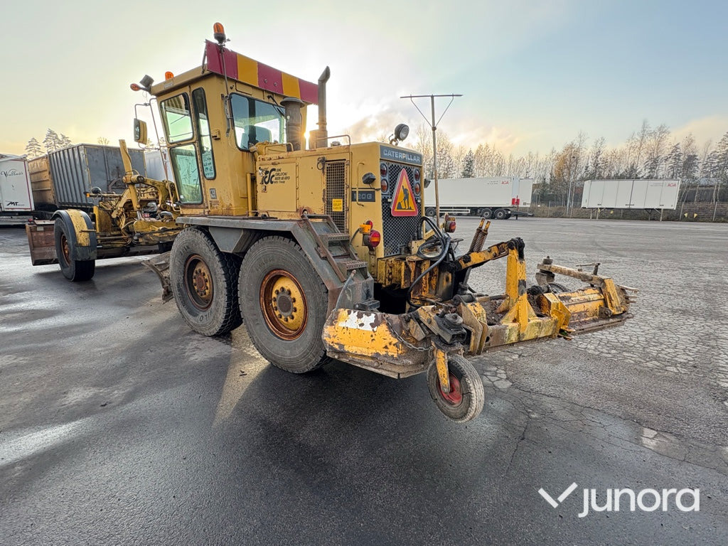 Vägskrapa - Caterpillar, 120G - Skreyper: fotoğraf 5 Vägskrapa - Caterpillar, 120G - Skreyper: fotoğraf 5