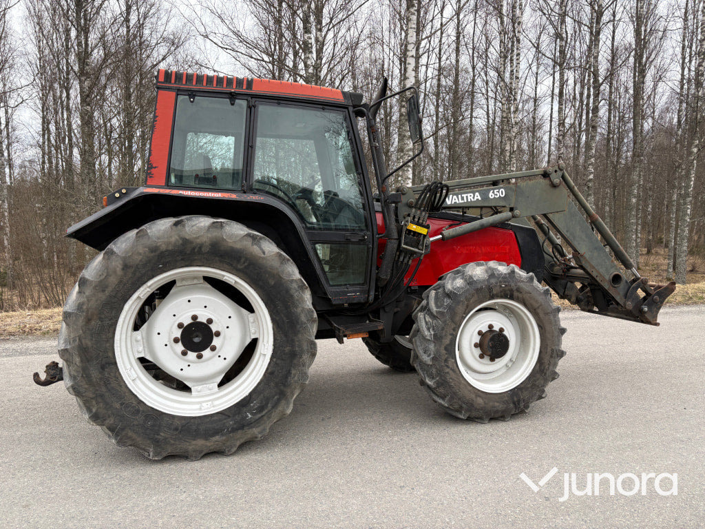 Valtra Valmet 6200 - Traktör: fotoğraf 2 Valtra Valmet 6200 - Traktör: fotoğraf 2