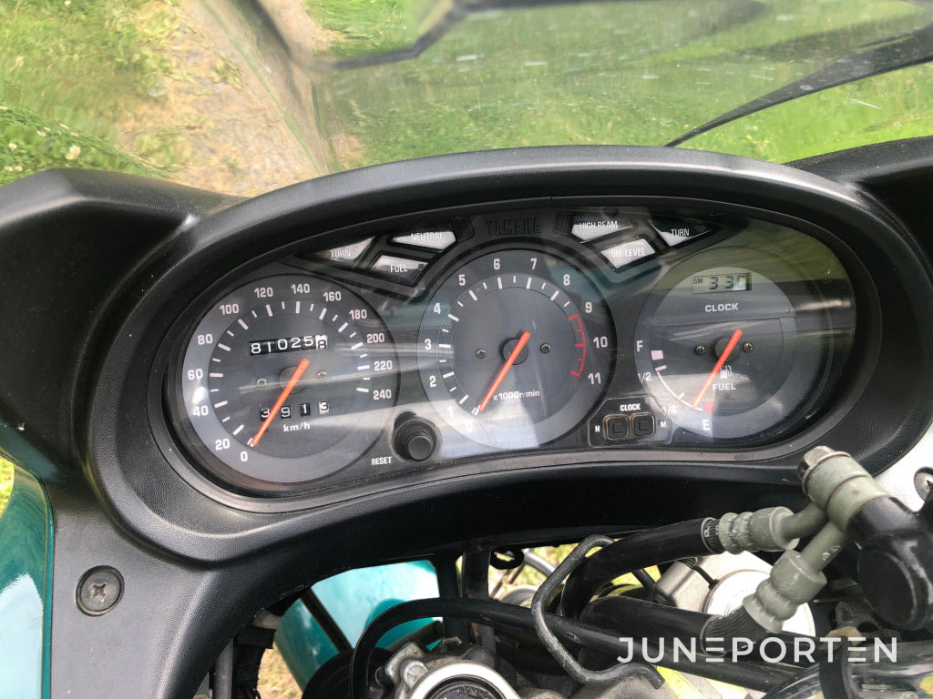 Yamaha Xj 900s - Motosiklet: fotoğraf 5 Yamaha Xj 900s - Motosiklet: fotoğraf 5