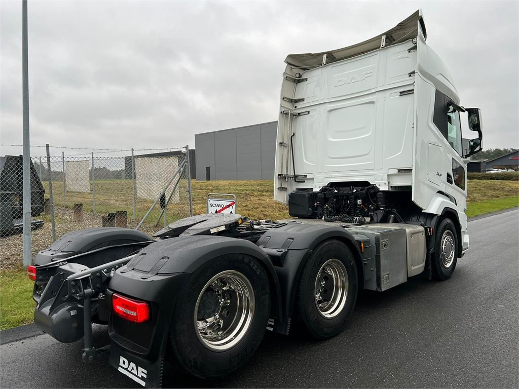 DAF XF530 FTS 6x2 - Çekici: fotoğraf 2 DAF XF530 FTS 6x2 - Çekici: fotoğraf 2