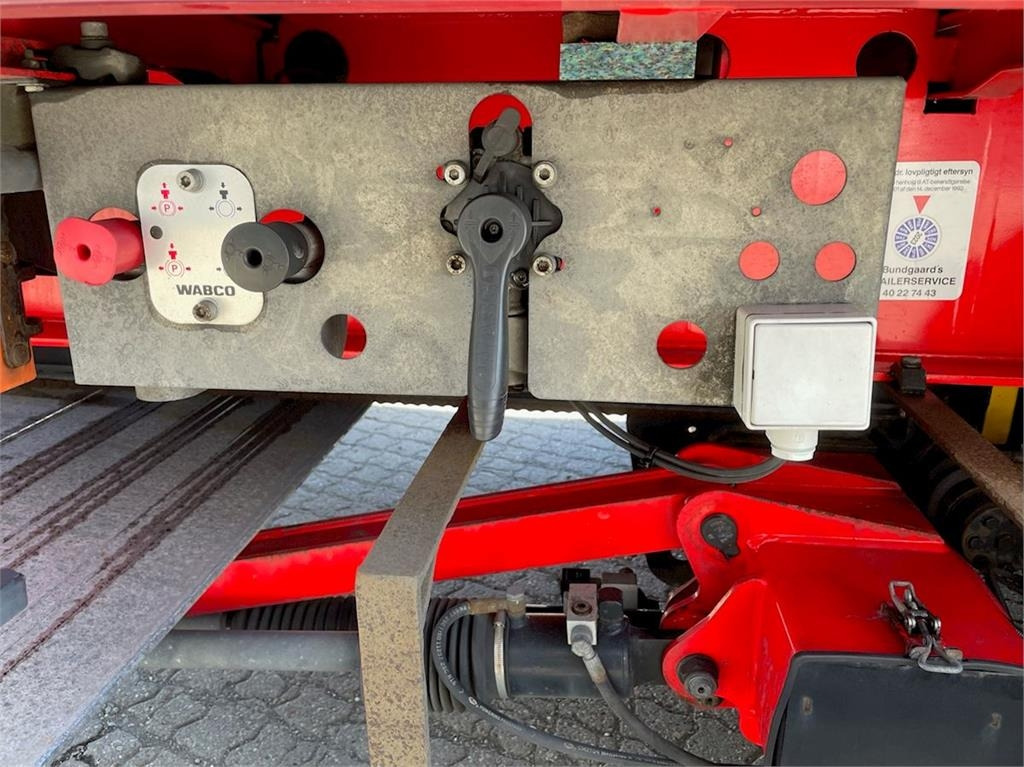 Kapalı karoser dorse Kel-Berg 3-aks med folde-slædelift: fotoğraf 16 Kapalı karoser dorse Kel-Berg 3-aks med folde-slædelift: fotoğraf 16