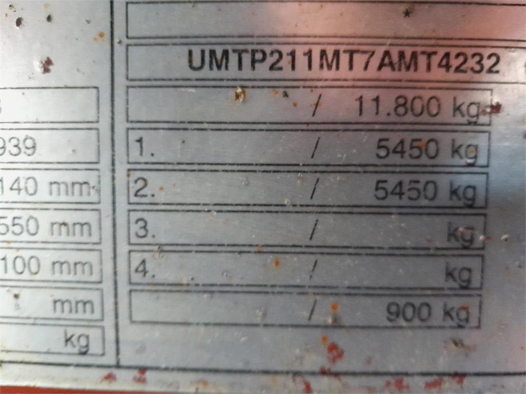 MTDK KC200 11,8 ton 5,2 mtr lad + ramper - Alçak çerçeveli platform römork: fotoğraf 5 MTDK KC200 11,8 ton 5,2 mtr lad + ramper - Alçak çerçeveli platform römork: fotoğraf 5