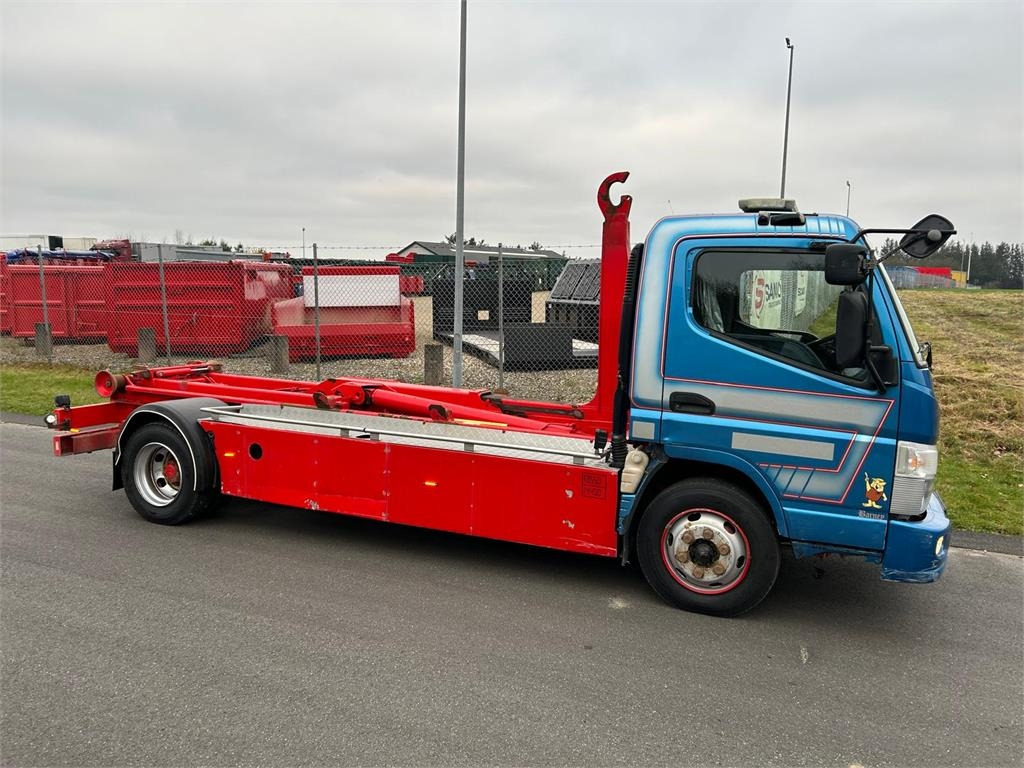 Mitsubishi Fuso CANTER 9C150 - Kancalı yükleyici kamyon: fotoğraf 1 Mitsubishi Fuso CANTER 9C150 - Kancalı yükleyici kamyon: fotoğraf 1