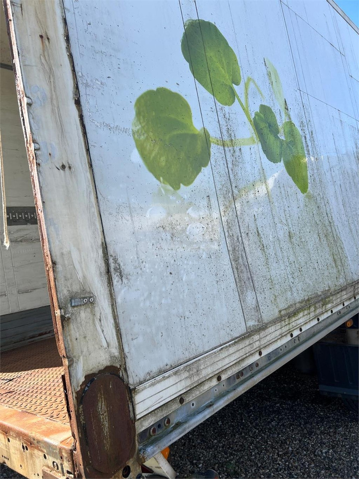 Schmitz 13,6 mtr boks - Kapalı karoser dorse: fotoğraf 4 Schmitz 13,6 mtr boks - Kapalı karoser dorse: fotoğraf 4