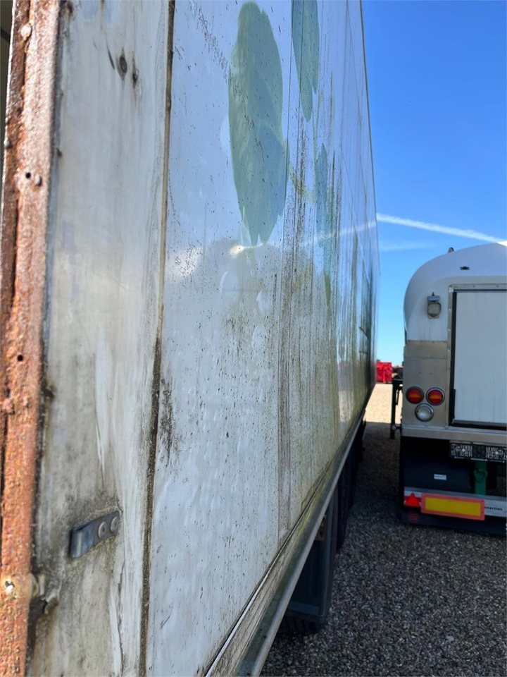 Schmitz 13,6 mtr boks - Kapalı karoser dorse: fotoğraf 5 Schmitz 13,6 mtr boks - Kapalı karoser dorse: fotoğraf 5